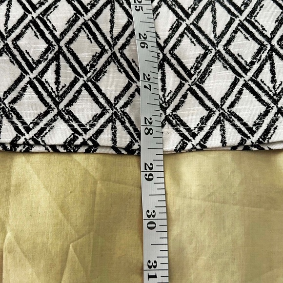 TOP, SLEEVELESS, SNOW (Black & White), SIZE 4X, LINEN TEXTURE, MICHEL STUDIO for - Picture 4 of 8